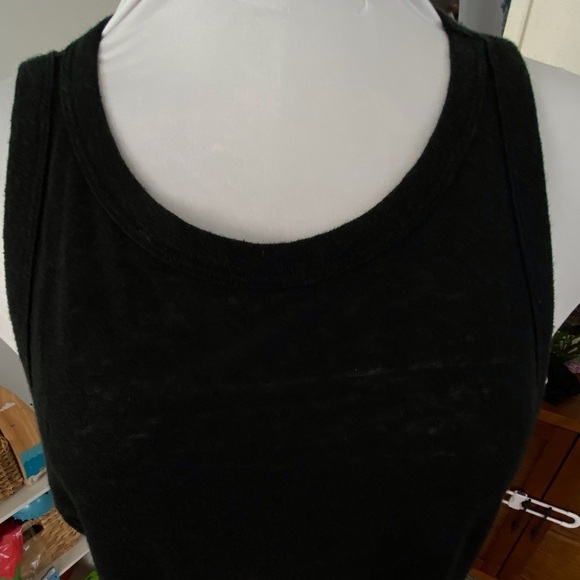 6 for $ 20❤️ A new day. Black tank top - Picture 3 of 8